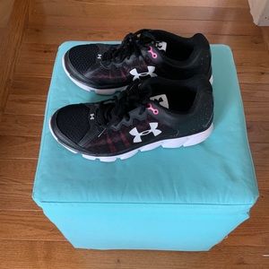 Under Armour sneakers size 9.5